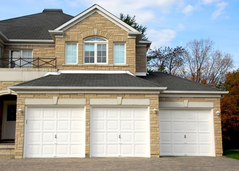 4 Things You Can Do to Quiet Down the Operation of Your Garage Door Opener